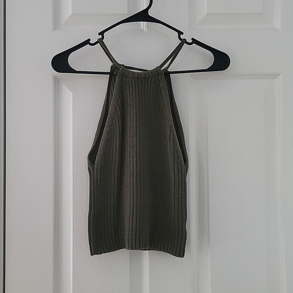 Cropped Green Sleeveless Knit Top